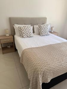 Cape Town Apartment, Sea View