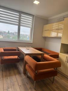 Затишні апартаменти TWO