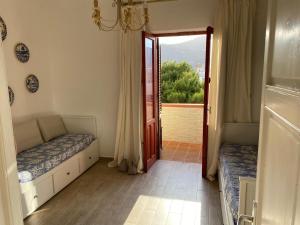 Al centro con panorama Favignana Isole Egadi