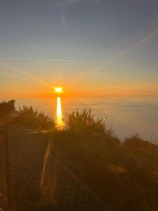 VILLA ROSA CON SPLENDIDA VISTA MARE
