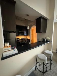 Spacious large 1 bedroom with parking