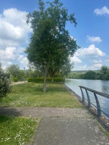 Charmant 2P Cosy Bord de Seine avec terrasse