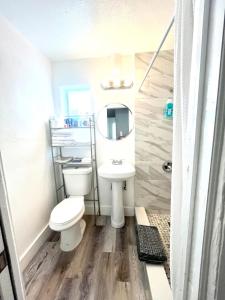 NEW Pompano Beach AirPark Duplex! Patio Parking!