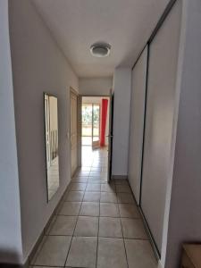 Duplex T3 climatisé, parking privé, WiFi, village vacances 6SIERRA223