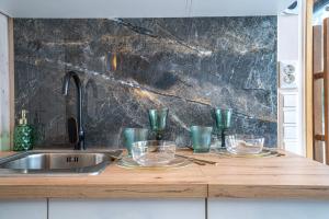 2me2 - getaway in Värati