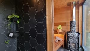 2me2 - getaway in Värati