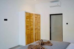 Lush Tropical Villa Central Amed