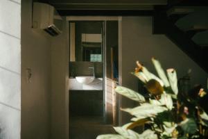 VINCENZO Casanova House-Modern Design-Jacuzzi-Heart of Hanoi