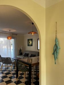 Maison T4 plain pied climatisée avec une belle terrasse ombragée 6AVR44