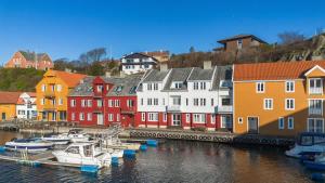 Central sea house apartment - Free parking