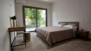 EVDOKIAS Apt,brand new 2025 modern Apt in the center of Alikanas