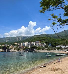 Azure Horizon Pržno - Ubytování bez kategorie ve městě Sveti Stefan