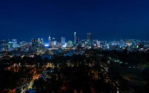 Spacious Central Apartments for Group and Family - Sailing Tower