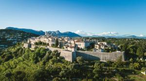Les Fontaines Saint-Paul-de-Vence Free Parking