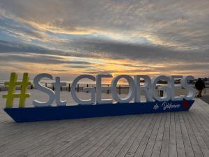 Appartements Maisonnette au pied du marche et 300 m de la plage : photos des chambres