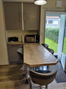 Appartements Maisonnette au pied du marche et 300 m de la plage : photos des chambres