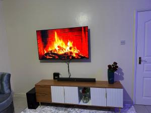 CJ Suites - Executive 2Br Near JKIA and SGR