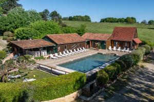 Maisons de vacances Hameau des laurieres : Maison 2 Chambres