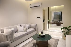 Great location modern apartment