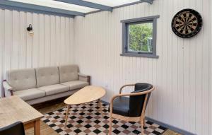 4 Bedroom Cozy Home In Hals