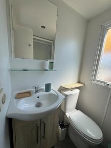 Maisons de vacances Bungalow 341 pour 6 a 8 pers Camping Siblu 4 etoiles le Lac des Reves : photos des chambres