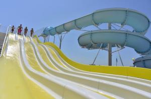 Maisons de vacances Bungalow 341 pour 6 a 8 pers Camping Siblu 4 etoiles le Lac des Reves : photos des chambres