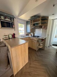 Maisons de vacances Bungalow 341 pour 6 a 8 pers Camping Siblu 4 etoiles le Lac des Reves : photos des chambres