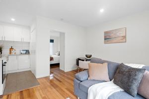 Chic Murrumbeena Retreat