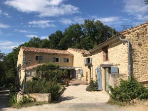 Maisons de vacances au milieu des bois : photos des chambres
