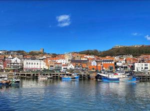 Coastal Retreat at Cayton Bay