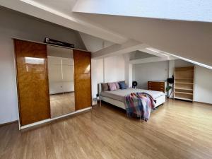 120 m2 apartment in the centre of the old town