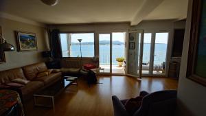 Sanary Bay View Apartment