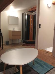 Maisons de vacances La Celiane- climatise avec patio classe 3 etoiles : photos des chambres