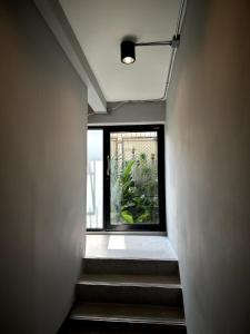 Spacious duplex 2 BR apartment max 6 guests - 3 min walk to BTS Nana