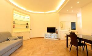 Scarpellini home Parioli