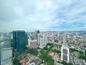 Sky Suites Luxury unit with KLCC view