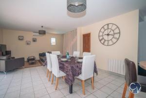 Quiet house with pool, ideal for families