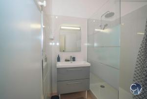 Villas Quiet house with pool, ideal for families : photos des chambres
