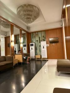 Noir Haven by Sheda - BSA Twin Towers Hotel Megamall Shangrila Podium CBD