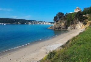 Maisons de vacances Jolie maison, idealement situee : photos des chambres