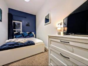 Modern 3 Bed Apartment - Cardiff City Centre - Free Parking