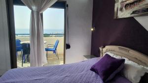 Vistas al mar, balcon, piscina y a 2min de la playa