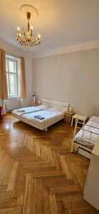 Sobieski Sigmund Freud Apartment