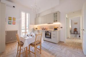 Brand New !!! Ancient BOLOGNA Centrale LIBERTY Style Completely RENOVATED 2025