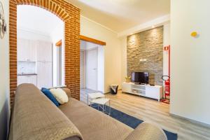 Elegante Appartamento con Terrazzo - Free Parking & Wifi
