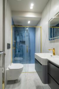 5 bedrooms 5 bathrooms LUXURY House with pool