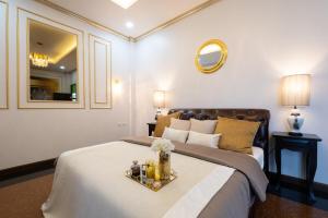 Morden Lanna Style Grand Pool Villa