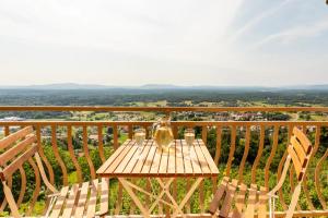 Zidanica-Vineyard Cottage Jakše 