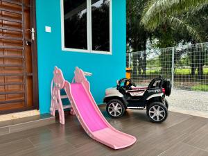 Pelangi Highway Homestay Biru,A5