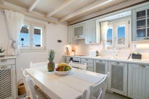Anemoessa Cycladic House